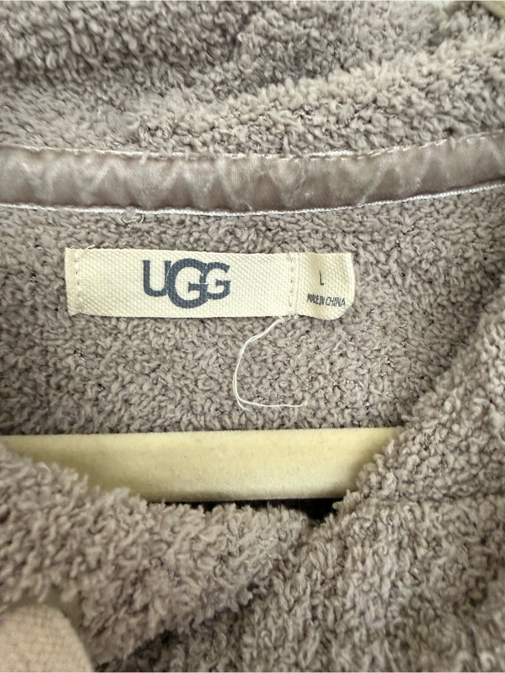 UGG Women's Taupe Plush  Hoodie Sweater Women’s Size Large - Picture 3 of 3